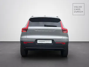 Volvo XC40 2.0 B4 MH Plus Dark
