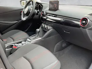 Mazda 2 1.5 90 Homura Automat