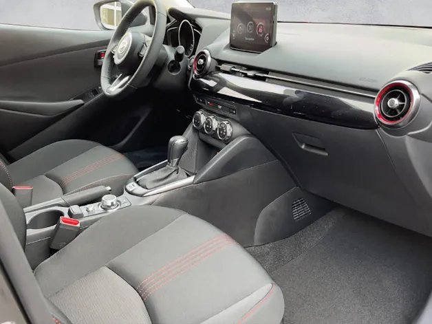 Mazda 2 1.5 90 Homura Automat