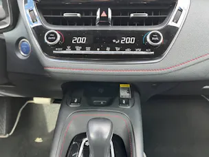 Toyota Corolla Touring Sports 2.0 HSD Premium
