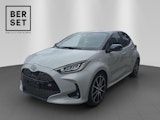 First vehicle image