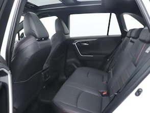 Vehicle image TOYOTA RAV4 2.5 Plug-In-Hybrid Platinum