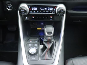 Vehicle image TOYOTA RAV4 2.5 Plug-In-Hybrid Platinum