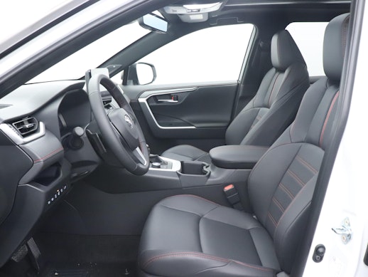 TOYOTA RAV4 2.5 Plug-In-Hybrid Platinum 2