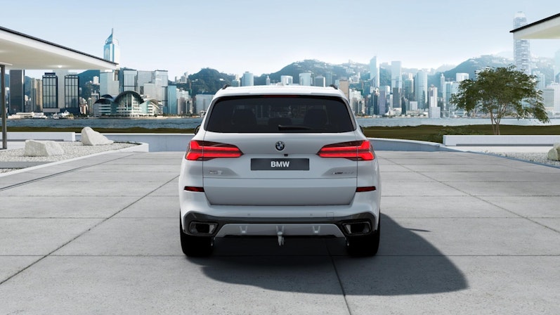 Vehicle image BMW X5