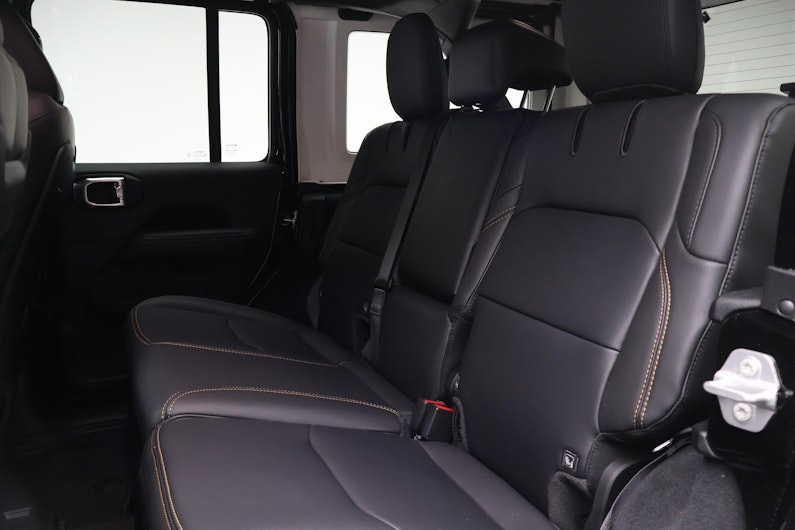 Vehicle image JEEP WRANGLER