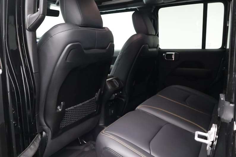 Vehicle image JEEP WRANGLER