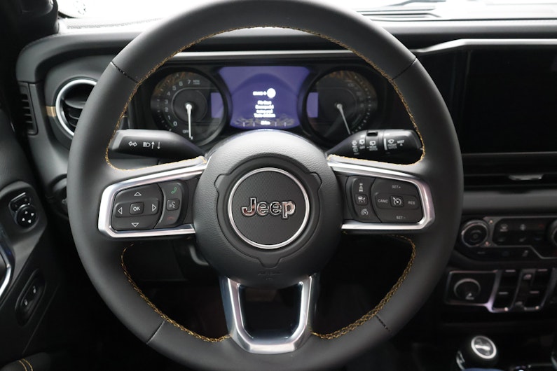 Vehicle image JEEP WRANGLER