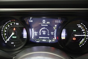 Vehicle image JEEP Wrangler 2.0 Turbo Sahara Power Unlimited 4xe