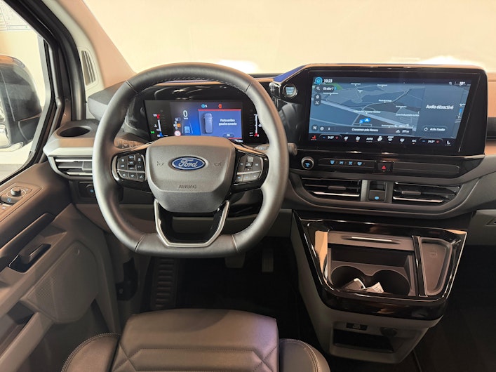 Vehicle image FORD TOURNEO