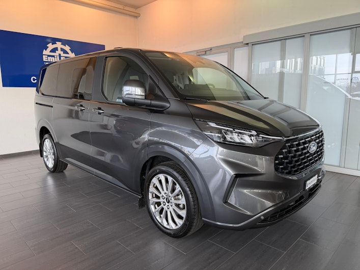 Vehicle image FORD TOURNEO