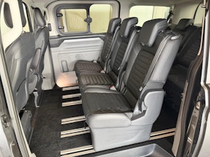 Vehicle image FORD Tourneo C Bus 320 L1 2.0 EcoBlue 170 Titanium