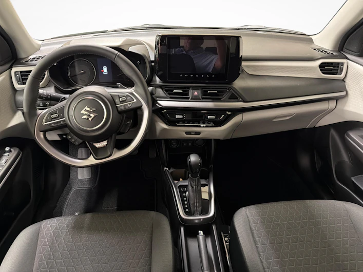 Fahrzeugbild SUZUKI SWIFT