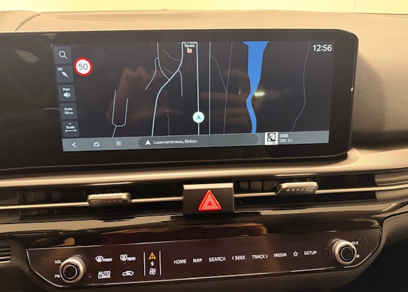 Vehicle image 6 Vehicle image 6