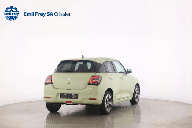 Suzuki Swift 1.2 Sakura Top Hybrid