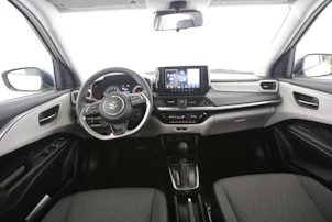 image du véhicule SUZUKI Swift 1.2 Sakura Top Hybrid