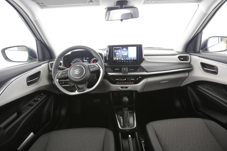 image du véhicule SUZUKI SWIFT