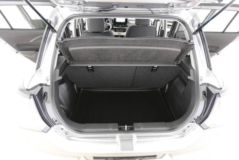 Vehicle image SUZUKI SWIFT