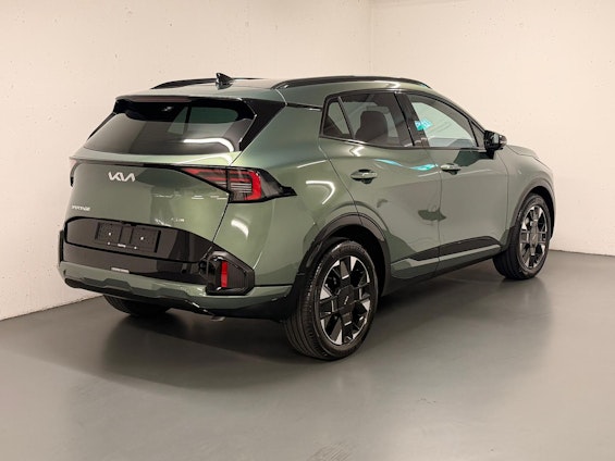 Vehicle image 13 Vehicle image 13