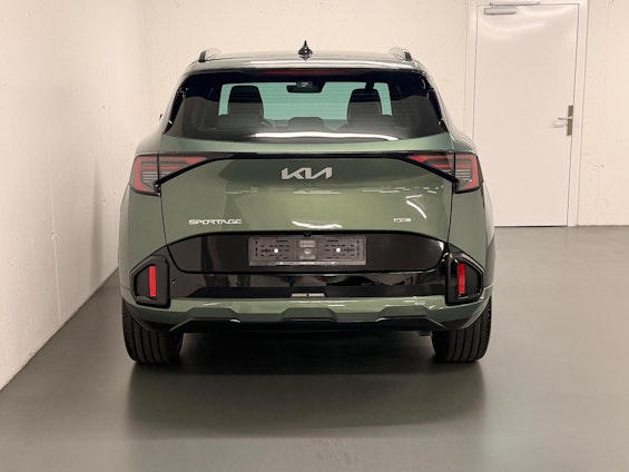 Vehicle image 14 Vehicle image 14