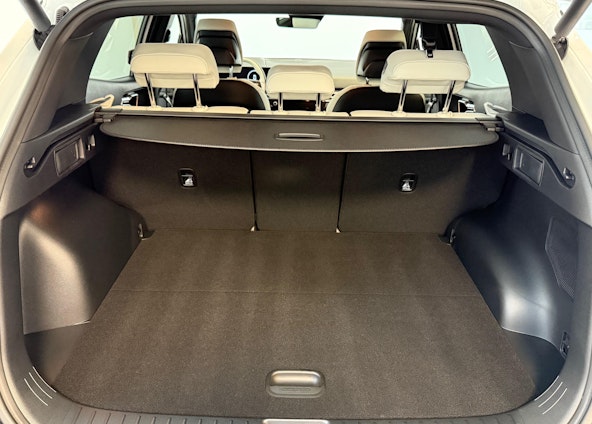 Vehicle image 14 Vehicle image 14