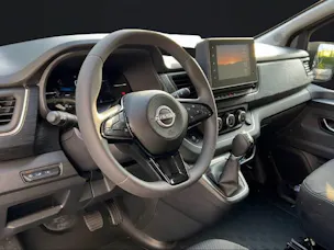NISSAN Primastar combi 3.0 t L2 H1 2.0 dCi 170 Tekna 9P