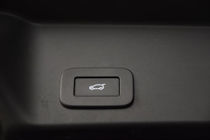 Vehicle image LAND ROVER Range Rover Evoque 1.5 T 300e R-Dynamic S