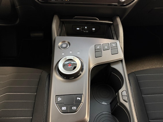 Vehicle image 11 Vehicle image 11