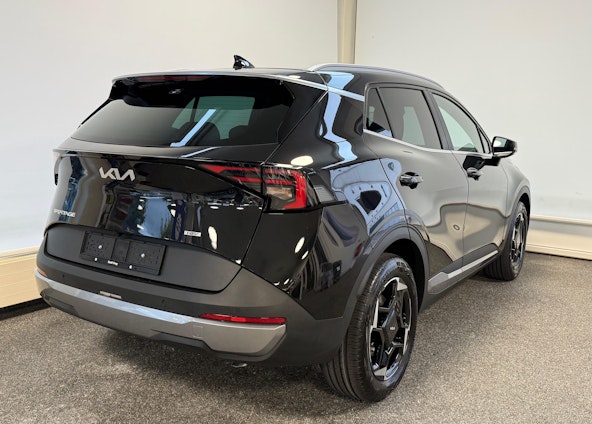 Vehicle image 4 Vehicle image 4