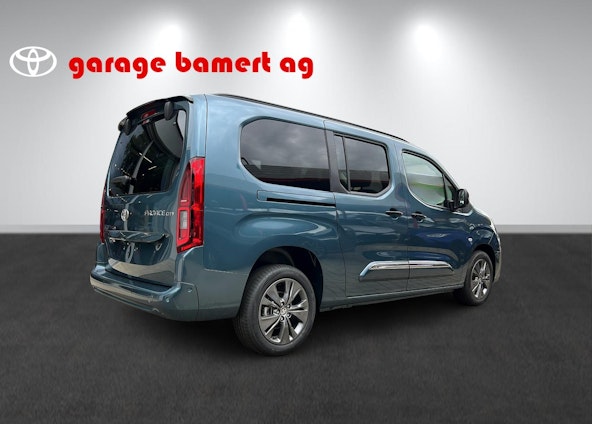 Vehicle image 5 Vehicle image 5