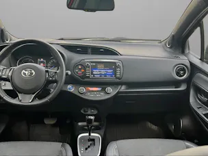 Toyota Yaris 1.5 VVT-i HSD Premium