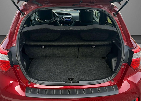 Vehicle image 9 Vehicle image 9