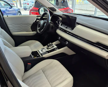MITSUBISHI OUTLANDER 3