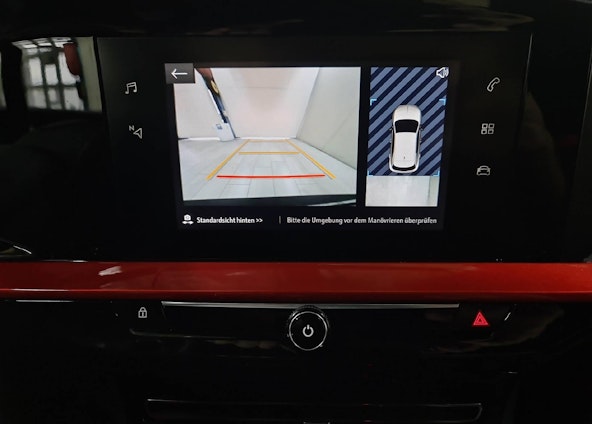 Vehicle image 13 Vehicle image 13