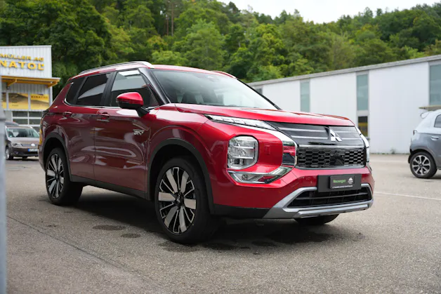 Mitsubishi Outlander 2.4 PHEV Intense 4x4