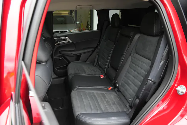 Mitsubishi Outlander 2.4 PHEV Intense 4x4