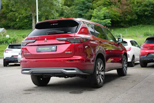 Mitsubishi Outlander 2.4 PHEV Intense 4x4