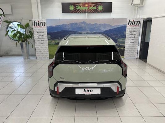 Vehicle image 2 Vehicle image 2