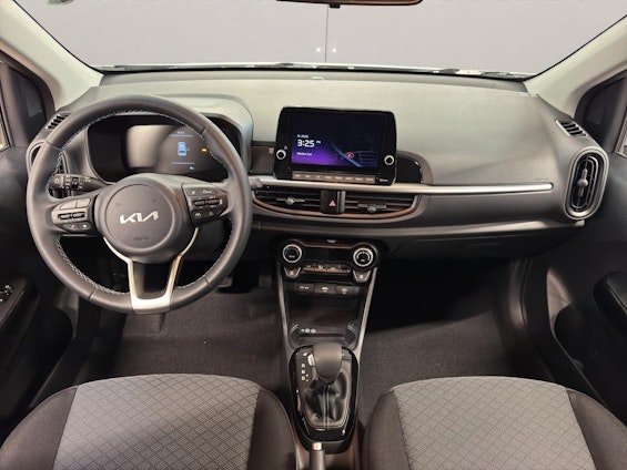 Vehicle image 14 Vehicle image 14