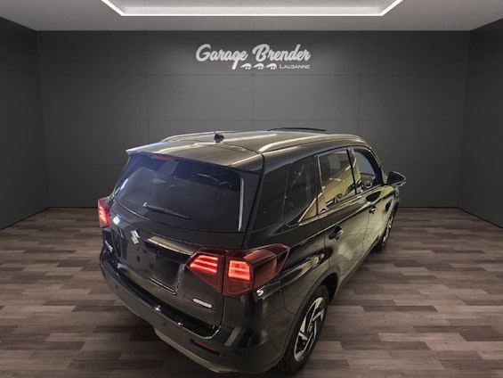 Vehicle image 8