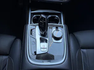 BMW 750d xDrive Steptronic//M-Sport