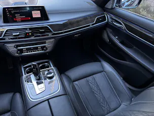 BMW 750d xDrive Steptronic//M-Sport