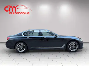 BMW 750d xDrive Steptronic//M-Sport