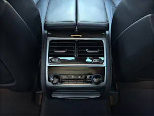 BMW 750d xDrive Steptronic//M-Sport
