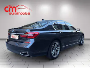 BMW 750d xDrive Steptronic//M-Sport