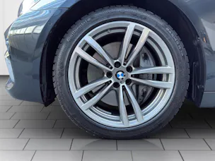 BMW 750d xDrive Steptronic//M-Sport