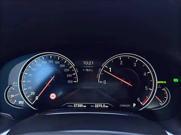 BMW 750d xDrive Steptronic//M-Sport