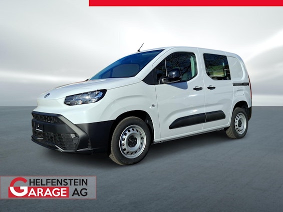 First vehicle image First vehicle image