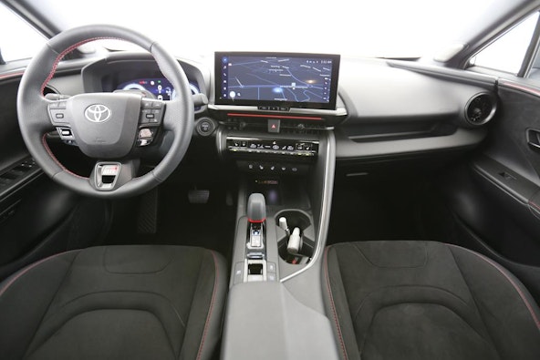 Vehicle image 4