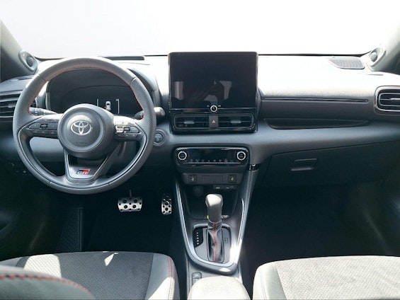 Vehicle image 6